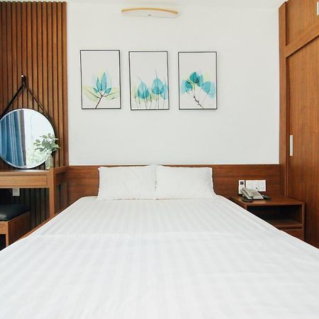 Ling Hotel Ha Long Buitenkant foto