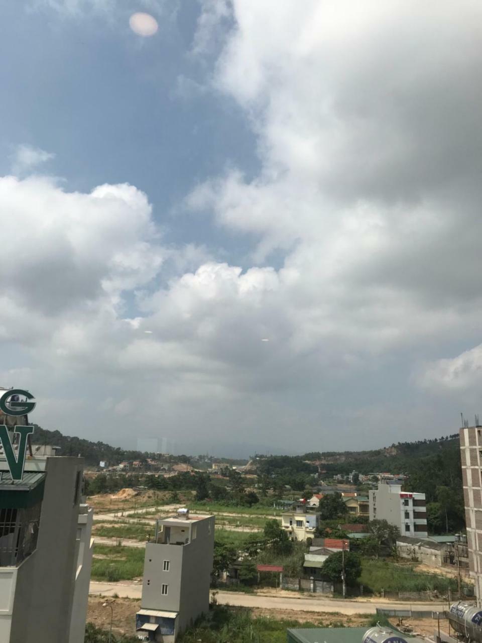 Ling Hotel Ha Long Buitenkant foto