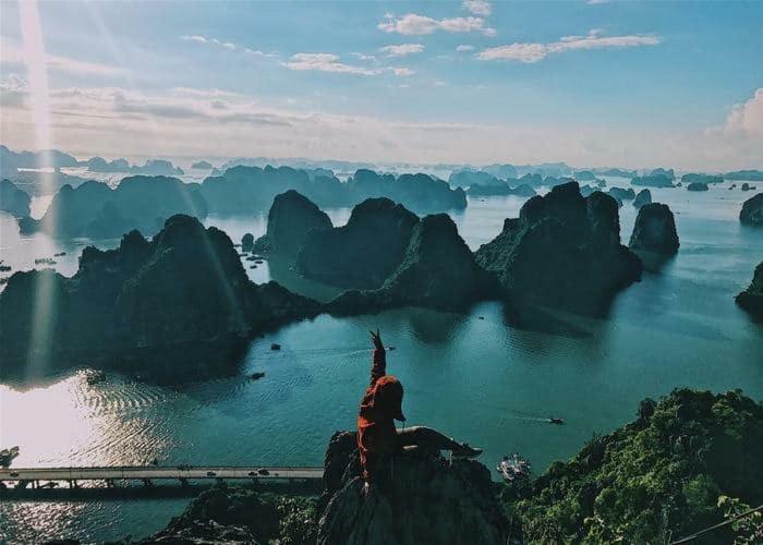 Ling Hotel Ha Long Buitenkant foto